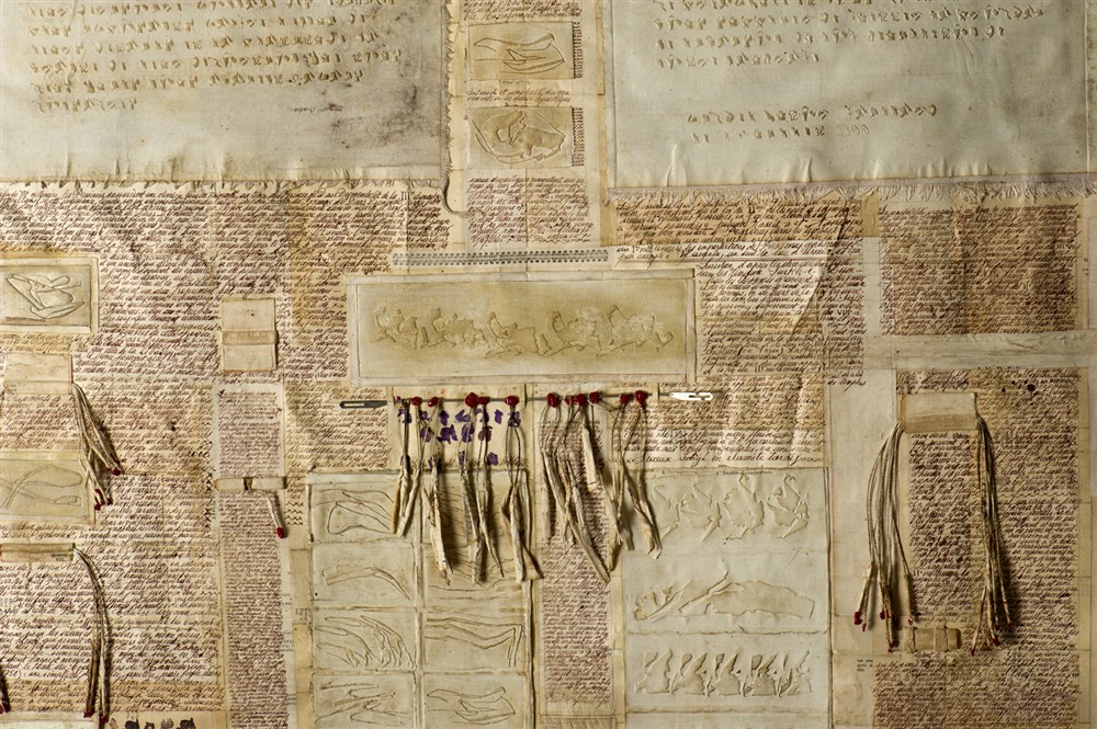 Les grands testaments - Format 80 cm x 220 x cm - Photographie: Joseph Caprio