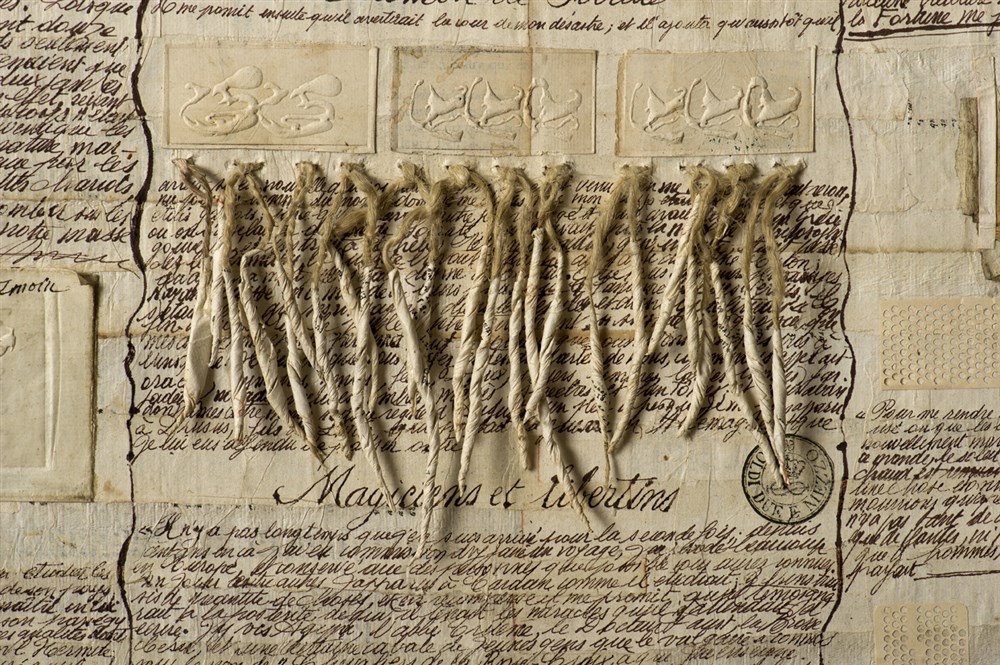 Les grands testaments - Format 80 cm x 220 x cm - Photographie: Joseph Caprio